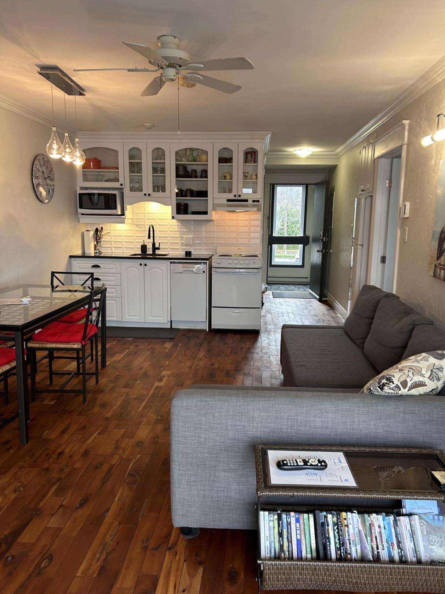 Condos Memphrémagog Bagian luar foto
