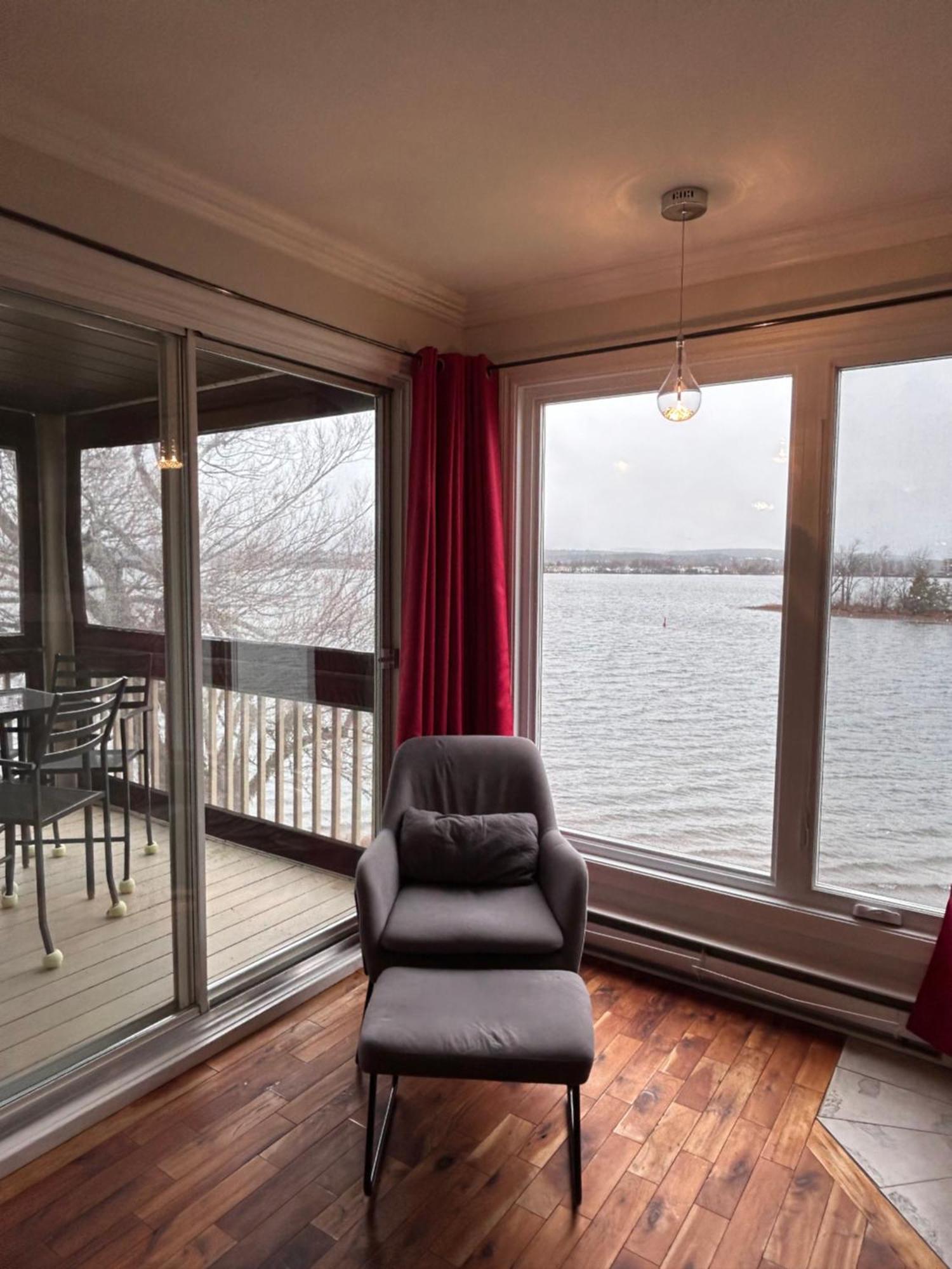 Condos Memphrémagog Bagian luar foto