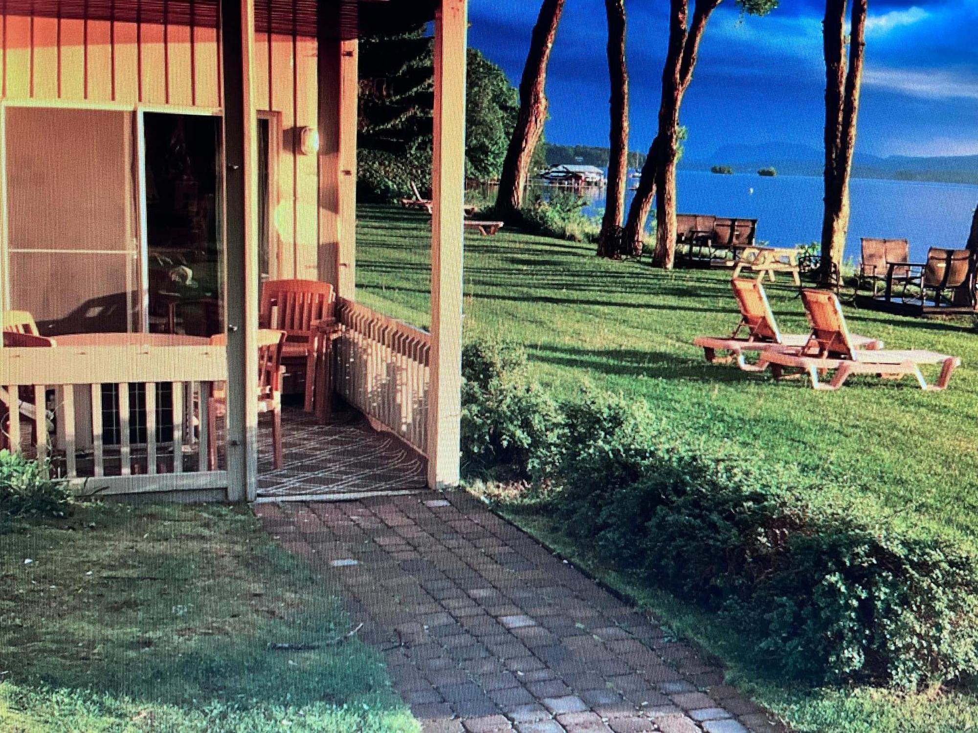 Condos Memphrémagog Bagian luar foto