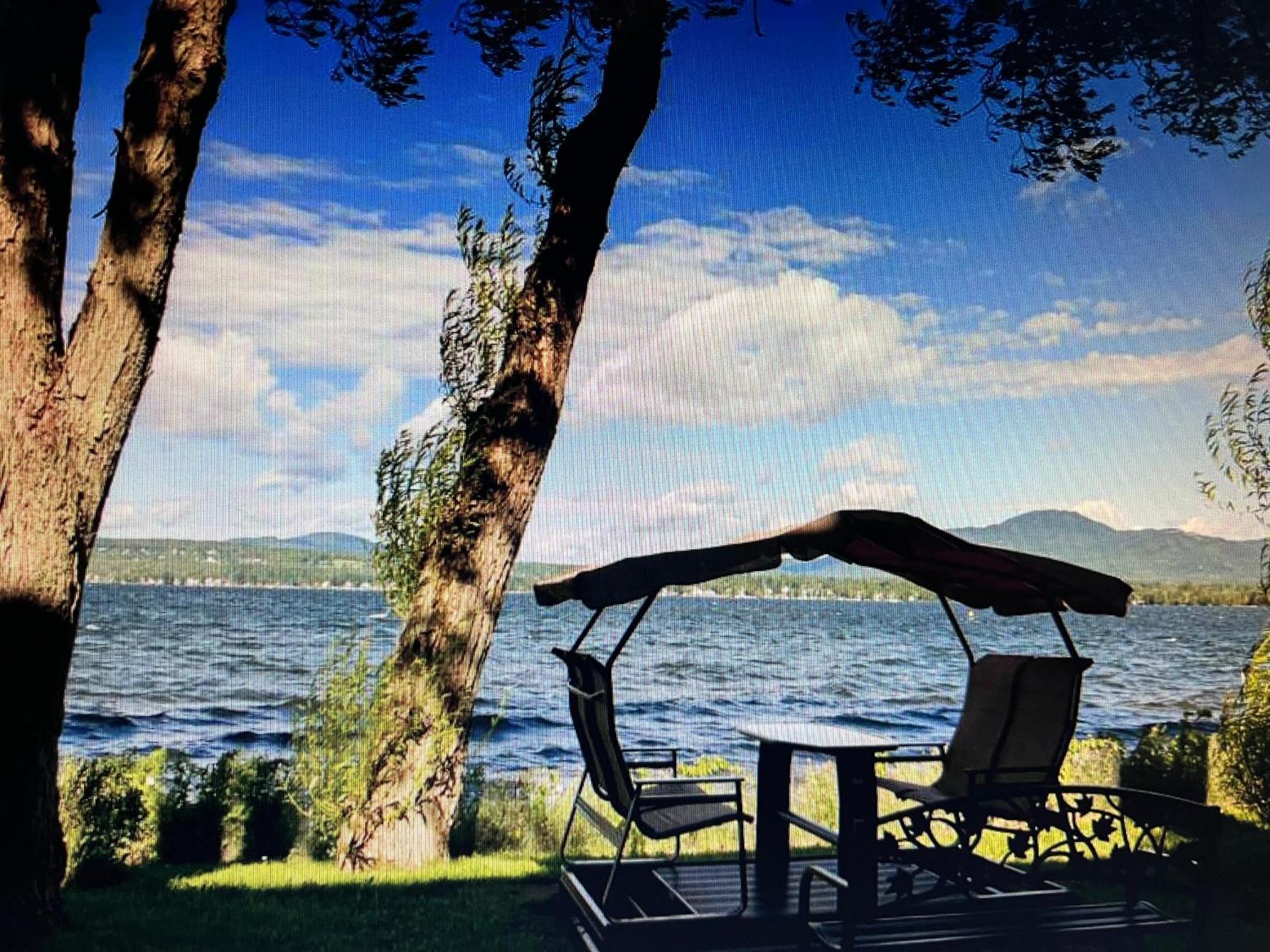 Condos Memphrémagog Bagian luar foto